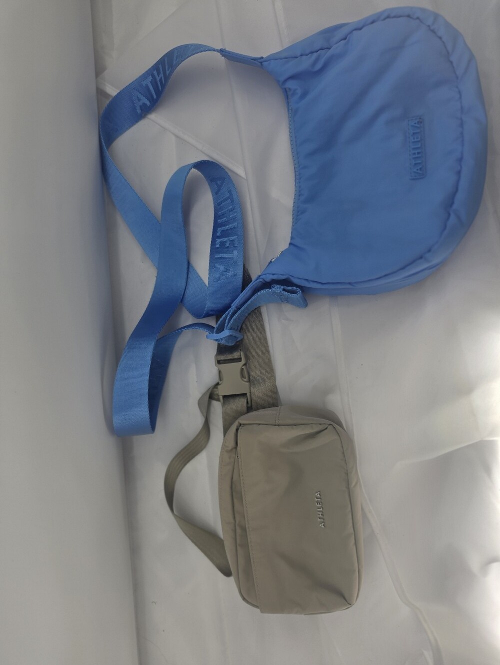 Athleta Belt Bag Set of 2 Blue Cream Nylon Waist Pack Crossbody Travel All About
